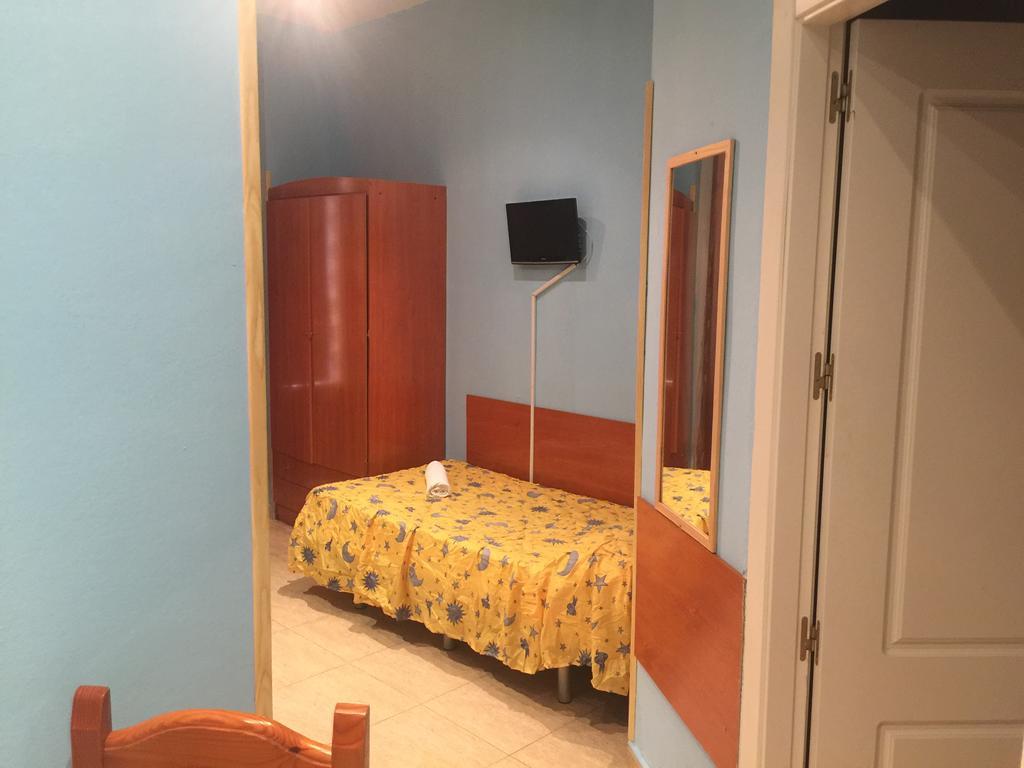 Apartamentos Sleeping In Madrid *