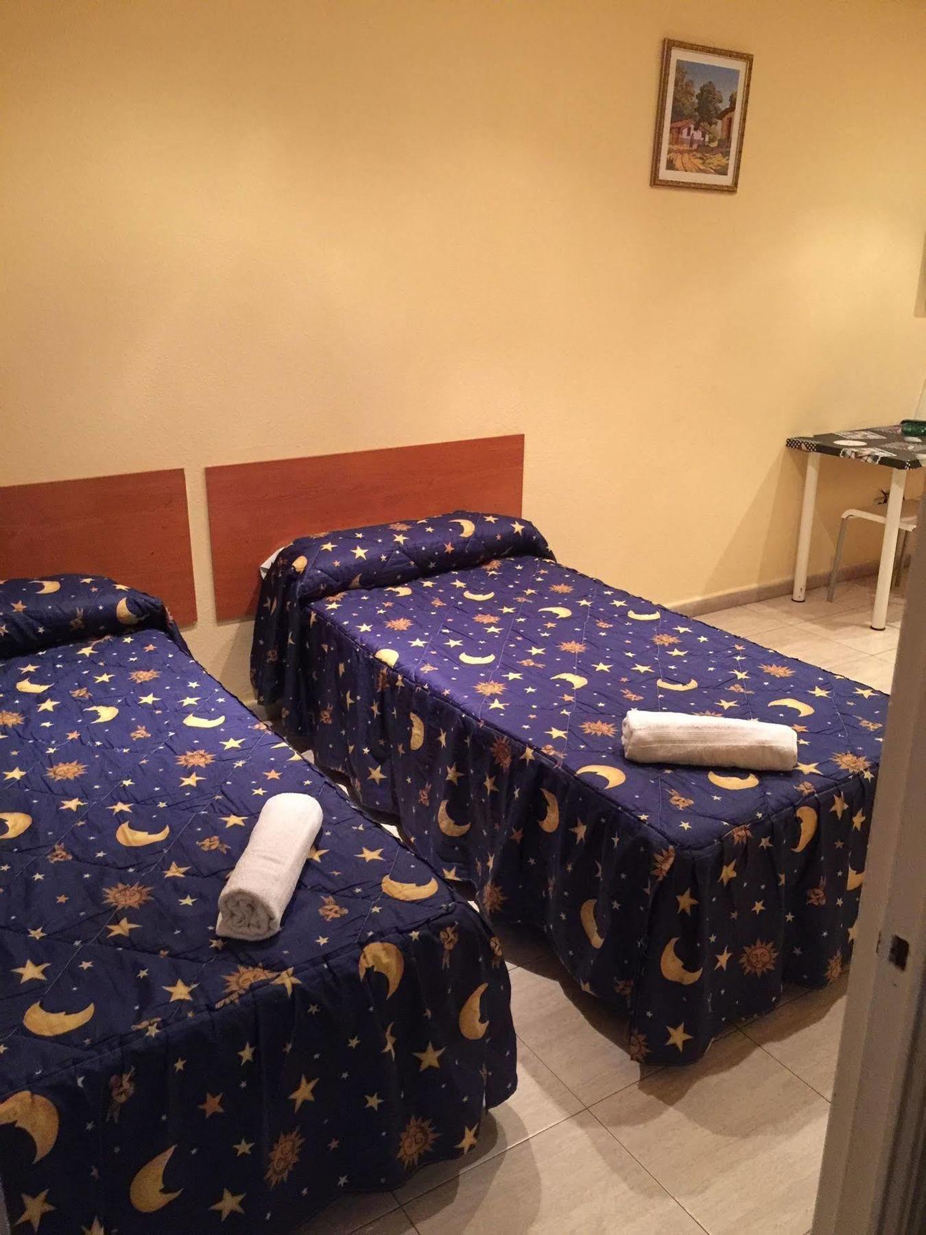 Apartamento Apartamentos Sleeping In Madrid